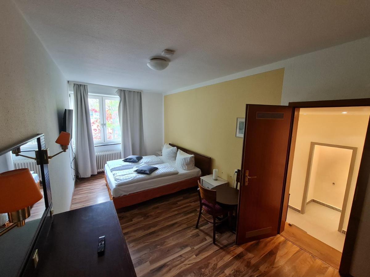 Hotel Bischoff Winnweiler Buitenkant foto