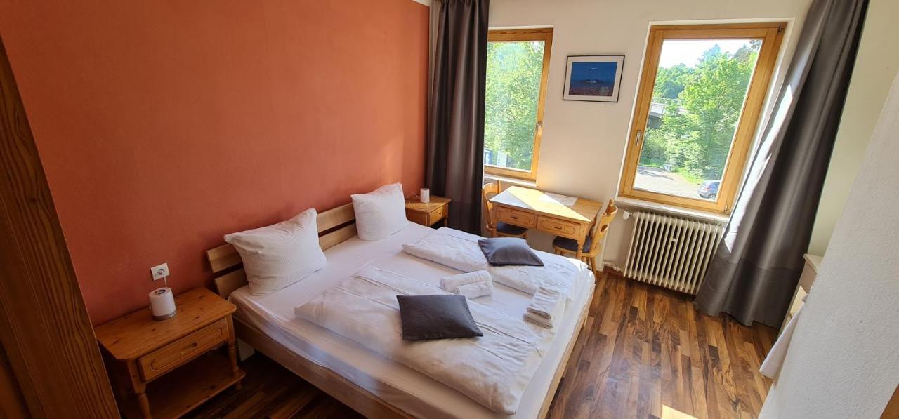 Hotel Bischoff Winnweiler Buitenkant foto