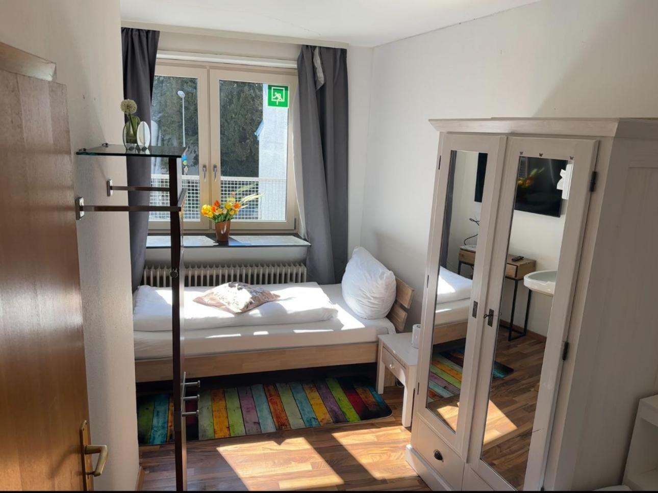 Hotel Bischoff Winnweiler Buitenkant foto